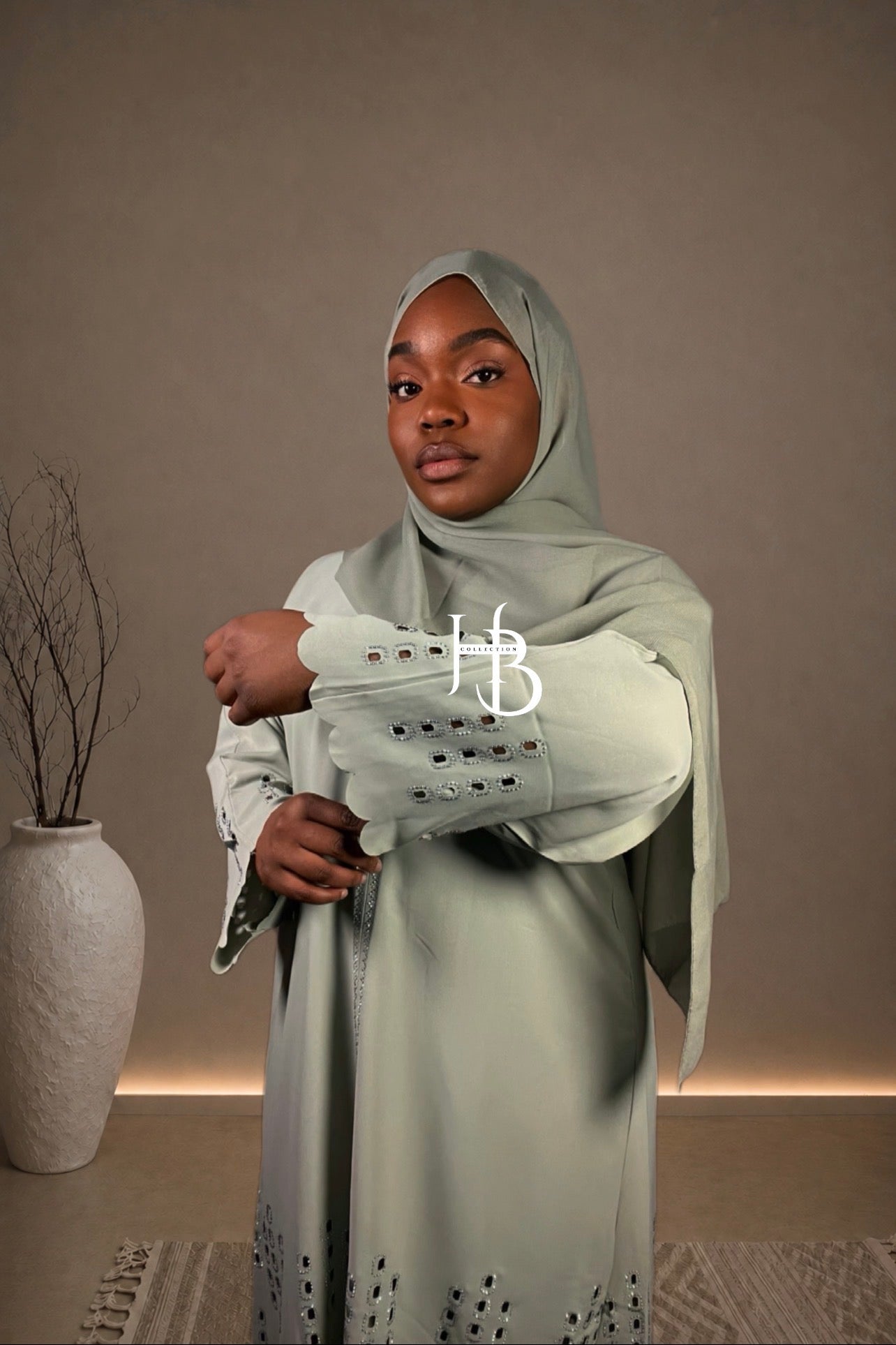 Noor Geometric cut Abaya adult